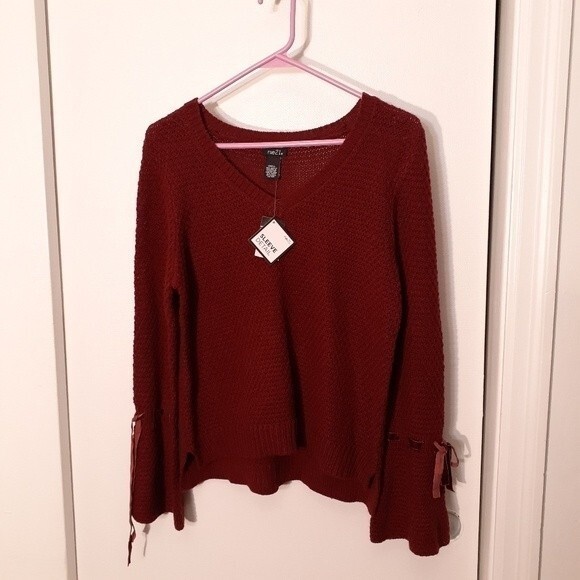 Rue 21 being neck maroon red sweater with sleeve detail s small new nwt top - Picture 6 of 6
